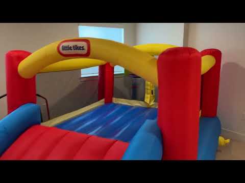 Little Tikes Jump &#039;n Slide Inflatable Bouncer Includes Heavy Duty Blower Review