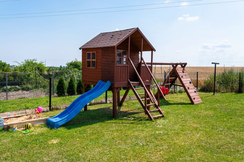 best wooden swing set