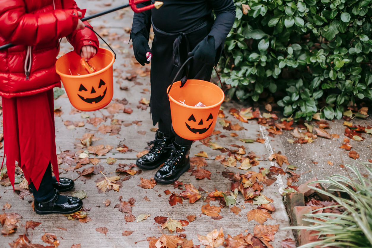 kids trick or treat